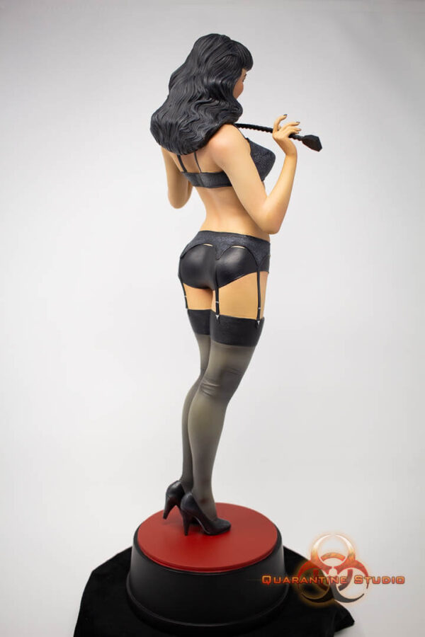 Bettie Page Maquette 1/5th scale Model Kit - Image 6