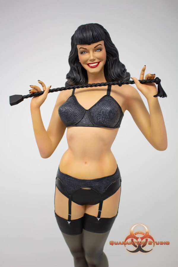 Bettie Page Maquette 1/5th scale Model Kit